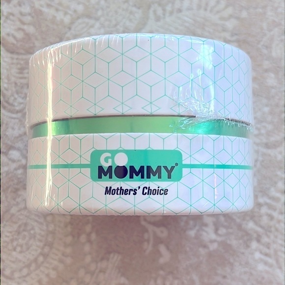 Brand New Go Mommy Silver Nursing Cup Breastfeeding Nipple Protector Shields - Picture 7 of 10